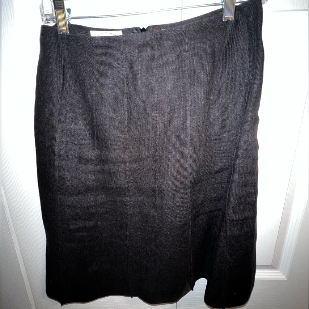 Talbots Simple Black Skirt. Size Petite 6.